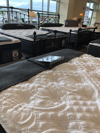 Mattress Store «Mattress Warehouse of Shrewsbury Highlands», reviews and photos, 96 Sofia Drive #107, Shrewsbury, PA 17361, USA