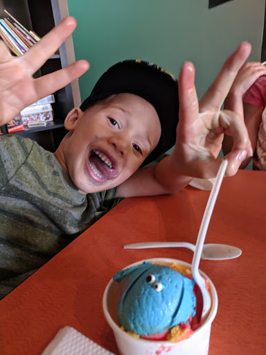 Cafe «Stomping Grounds Coffee & Ice Cream», reviews and photos, 200 N Saginaw St, Durand, MI 48429, USA