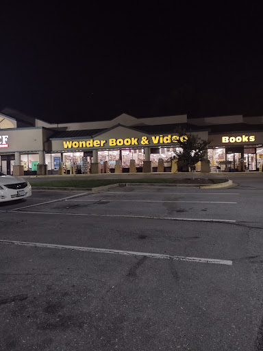 Book Store «Wonder Book & Video», reviews and photos, 1306 W Patrick St, Frederick, MD 21703, USA