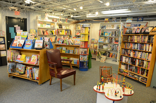 Book Store «Prairie Lights Books & Cafe», reviews and photos, 15 S Dubuque St, Iowa City, IA 52240, USA