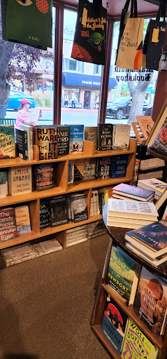 Book Store «Mac Donald Book Shop», reviews and photos, 152 E Elkhorn Ave, Estes Park, CO 80517, USA