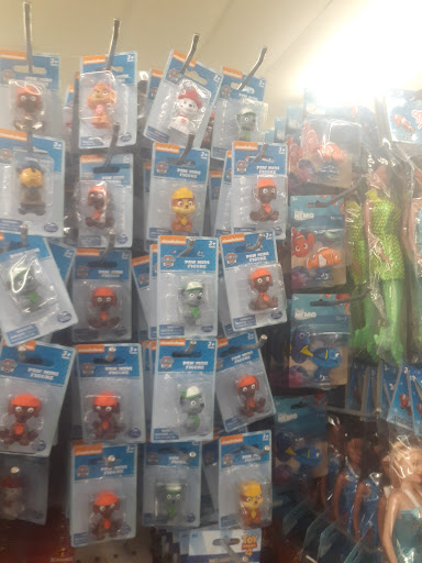 Dollar Store «Dollar Tree», reviews and photos, 2425 Haggerty Rd, Commerce Charter Twp, MI 48390, USA