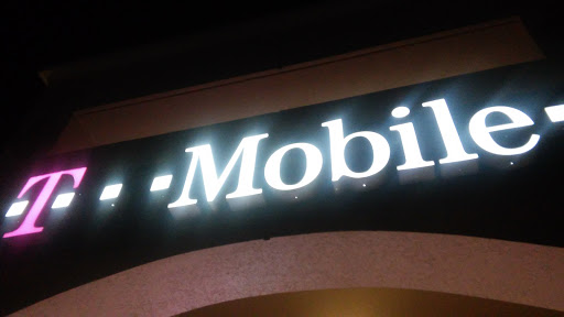 Cell Phone Store «T-Mobile», reviews and photos, 150 S State Rd 434 #1085, Altamonte Springs, FL 32714, USA