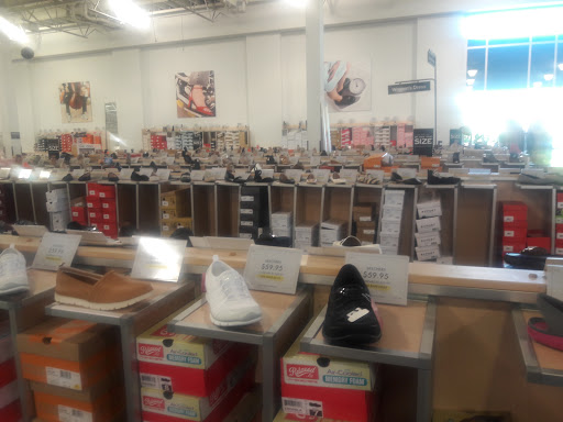 Shoe Store «DSW Designer Shoe Warehouse», reviews and photos, 43598 Christy St, Fremont, CA 94538, USA