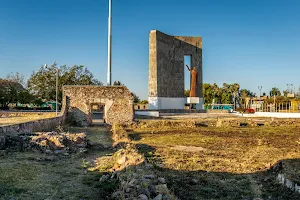 Casa Natal de Miguel Hidalgo y el Papillas image