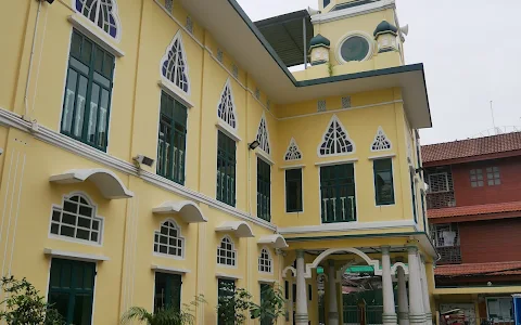 Chakraphong Mosque image