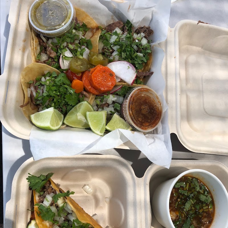 Tacos Y Mariscos