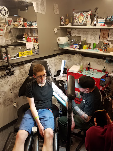 Tattoo Shop «Visible Ink Tattoo Studio», reviews and photos, 689 Broadway, Malden, MA 02148, USA