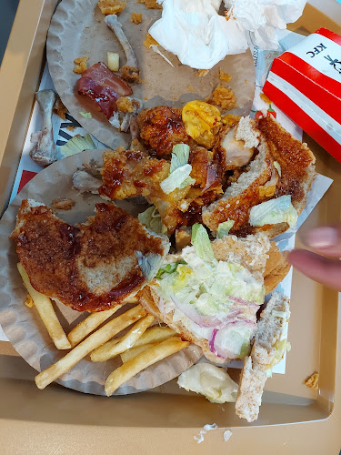 Recenze na KFC Znojmo Freeport Hatě v Znojmo - Restaurace