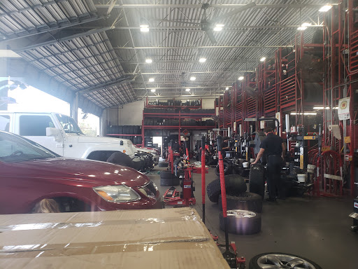 Car Wash «Cypress Station Carwash & Lube», reviews and photos, 17322 Spring Cypress Rd, Cypress, TX 77429, USA