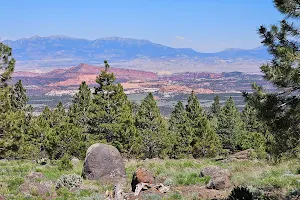 Larb Hollow Overlook image