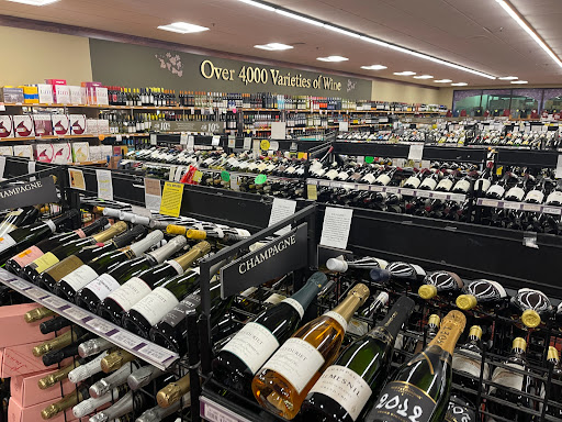 Liquor Store «Table and Vine», reviews and photos, 1119 Riverdale St, West Springfield, MA 01089, USA