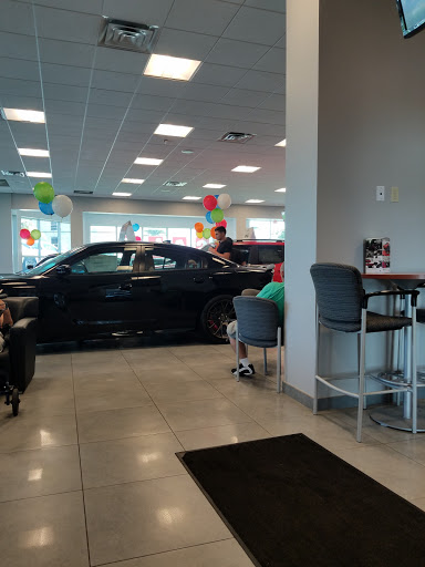 Car Dealer «Joey Accardi Chrysler, Dodge, Jeep, Ram», reviews and photos, 909 S Federal Hwy, Pompano Beach, FL 33062, USA