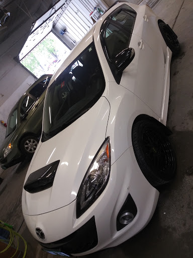 Volkswagen Dealer «Langway Chevrolet Volkswagen Of Manchester Center, Vt», reviews and photos, 4847 Main St, Manchester Center, VT 05255, USA