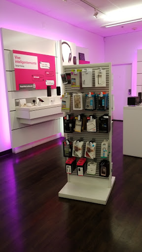 Cell Phone Store «T-Mobile», reviews and photos, 5383 Franklin Blvd a, Sacramento, CA 95820, USA