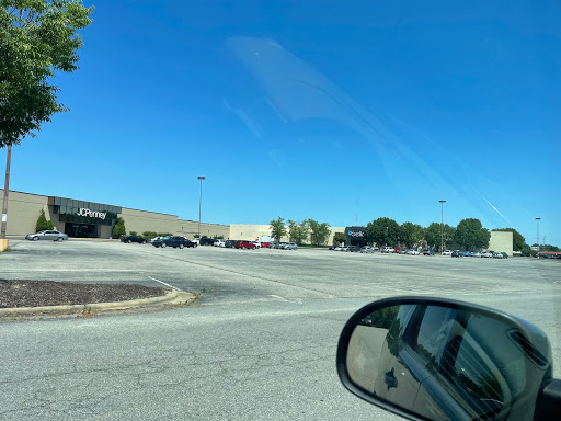 Shopping Mall «Golden East Crossing», reviews and photos, 1100 N Wesleyan Blvd, Rocky Mount, NC 27804, USA