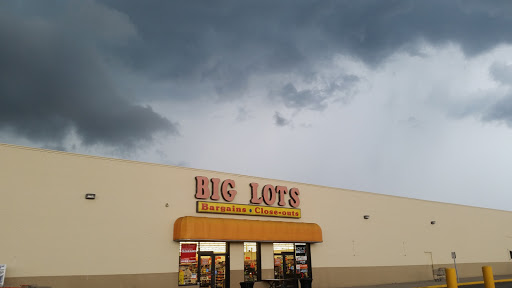 Big Lots, 15 E 6th St, Bellevue, KY 41073, USA, 
