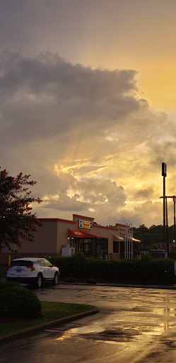 American Restaurant «Cracker Barrel Old Country Store», reviews and photos, 1824 W Lucas St, Florence, SC 29501, USA