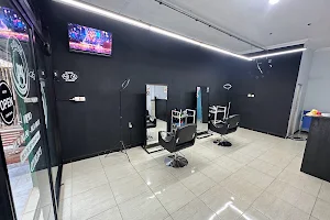 Methe barbershop image