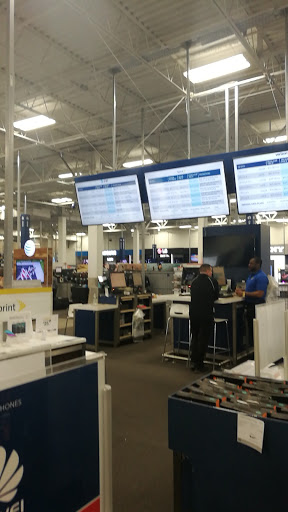 Electronics Store «Best Buy», reviews and photos, 2001 South Rd, Poughkeepsie, NY 12601, USA