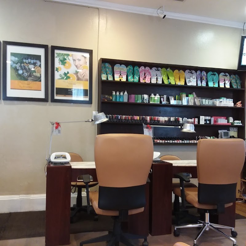 Head To Toes Salon Spa