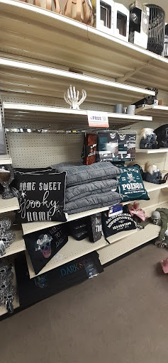 Discount Store «Big Lots», reviews and photos, 8700 La Riviera Dr, Sacramento, CA 95826, USA