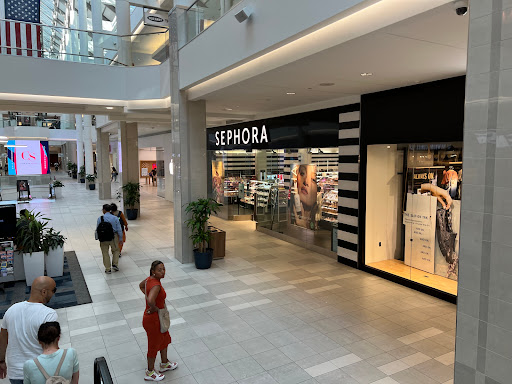SEPHORA, 100 Cambridgeside Pl, Cambridge, MA 02141, USA, 