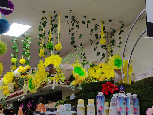 Florist «L O Florist Supplies», reviews and photos, 5205 NW 72nd Ave, Miami, FL 33166, USA