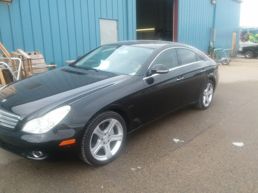 Auto Body Shop «Maaco Collision Repair & Auto Painting», reviews and photos, 4416 Pflaum Rd, Madison, WI 53716, USA