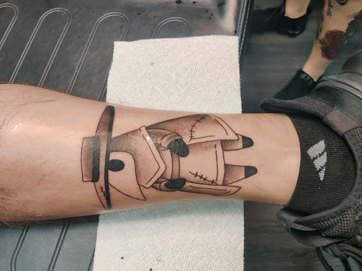 Tattoo Shop «Game Face Tattoos», reviews and photos, 2015 S Orange Ave, Orlando, FL 32806, USA