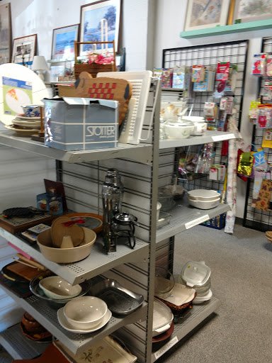 Thrift Store «Freedom Treasures Resale Store», reviews and photos, 7570 Cooley Lake Rd, Waterford Twp, MI 48327, USA