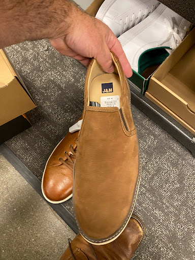 Department Store «Nordstrom Rack», reviews and photos, 17200 Southcenter Pkwy, Tukwila, WA 98188, USA