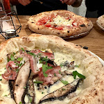 Photo n°3 de l'avis de Kyrylo.l fait le 28/03/2023 à 15:18 sur le  60 seconds to napoli à Berlin