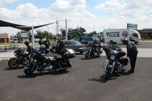 Harley-Davidson Dealer «Wild Fire Harley-Davidson», reviews and photos, 120 W North Ave, Villa Park, IL 60181, USA
