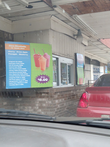 Liquor Store «Liquor Zone», reviews and photos, 3310 W Broadway, Louisville, KY 40211, USA