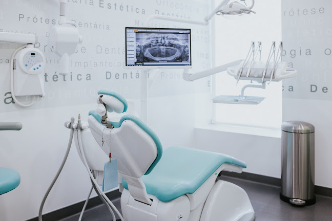 Comentários e avaliações sobre o Clínica Dentária OralMED Montijo
