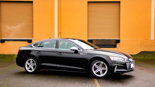 Audi Dealer «Audi Beaverton», reviews and photos, 13745 SW Tualatin Valley Hwy, Beaverton, OR 97005, USA