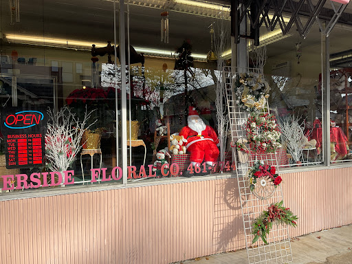 Riverside Floral Co, 307 Bridgeboro St, Riverside, NJ 08075, USA, 