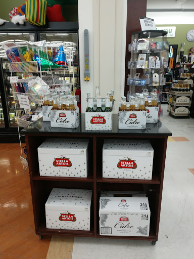 Shopping Mall «Village Shopping Center», reviews and photos, 2418 State Rd, La Crosse, WI 54601, USA