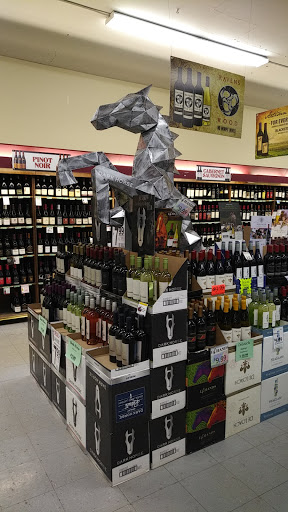Liquor Store «West Ridge Wine and Liquor», reviews and photos, 630 W Ridge Rd, Rochester, NY 14615, USA
