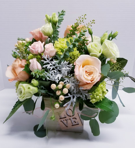 Florist «Lily & Vine floral Design», reviews and photos, 405 Migeon Ave, Torrington, CT 06790, USA