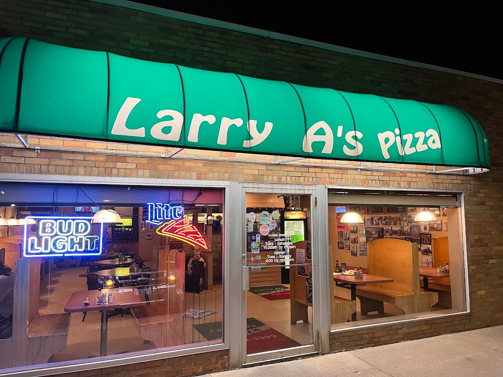 Larry A's Pizza 61455