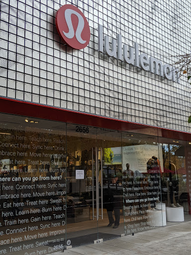 Sportswear Store «lululemon», reviews and photos, 2643 NE University Village St, Seattle, WA 98105, USA