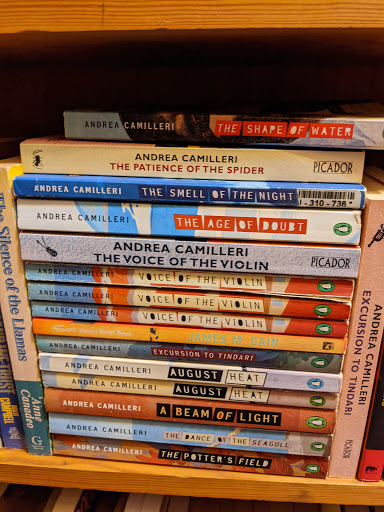 Used Book Store «Tin Can Mailman», reviews and photos, 1000 H St, Arcata, CA 95521, USA