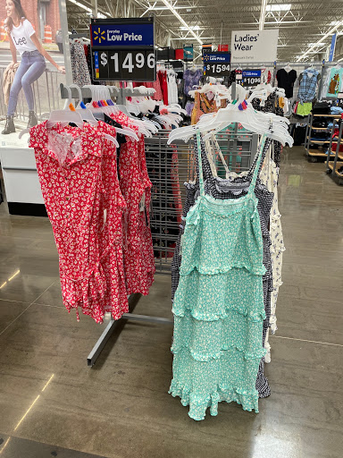 Department Store «Walmart Supercenter», reviews and photos, 180 Levittown Center, Levittown, PA 19055, USA