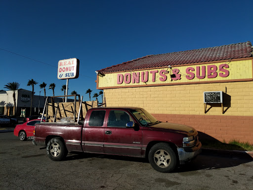Real Donuts Inc., 2212 E Cheyenne Ave, North Las Vegas, NV 89030, USA, 