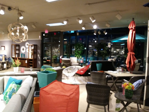 Furniture Store «Art Van Furniture - Muskegon», reviews and photos, 630 Seminole Rd, Muskegon, MI 49441, USA