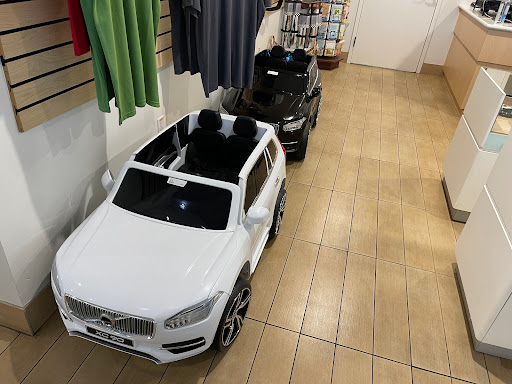 Car Dealer «OSteen Volvo of Jacksonville», reviews and photos, 10863 Philips Hwy, Jacksonville, FL 32256, USA