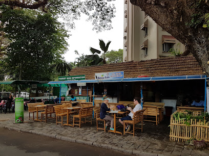 Kerala cafe seafood restaurant - Tower Rd, Kalvathy, opposit, Delta study, Kochi, Kerala 682001, India