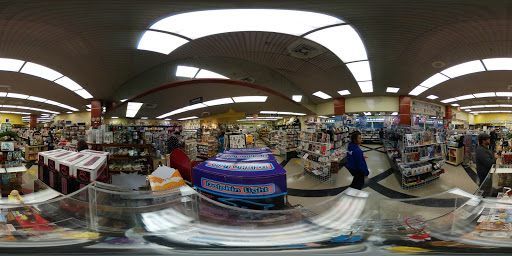 Book Store «Kinokuniya Chicago», reviews and photos, 100 E Algonquin Rd, Arlington Heights, IL 60005, USA